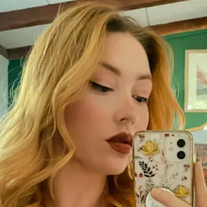 peachyredheadbabe_91