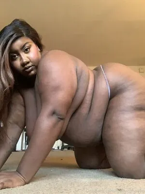 phat_ass_phoebe