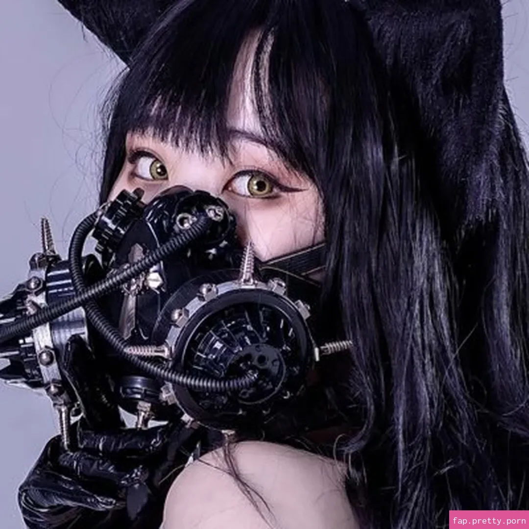 POMI ASMR/Pomi Nyuan - Photo #01