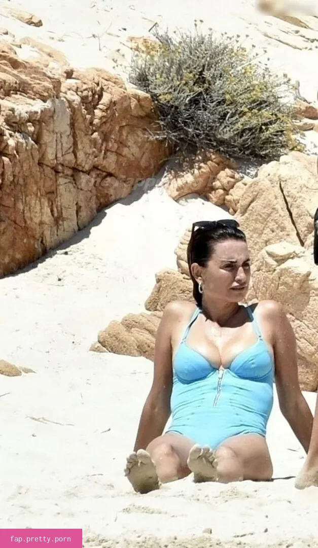 Penélope Cruz - Photo #95