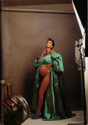 Pregnant Celebs