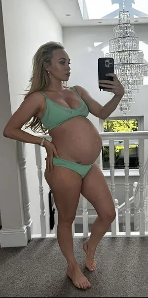 Pregnant Celebs