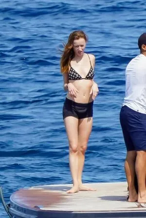 Phoebe Dynevor