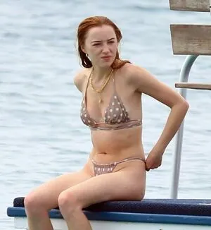 Phoebe Dynevor