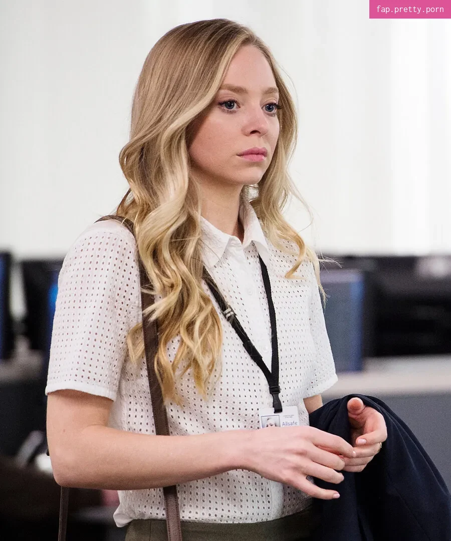 Portia Doubleday - Photo #51