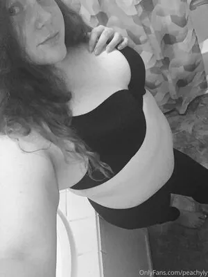 peachyly