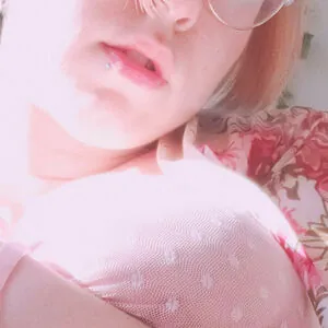 peachyneko