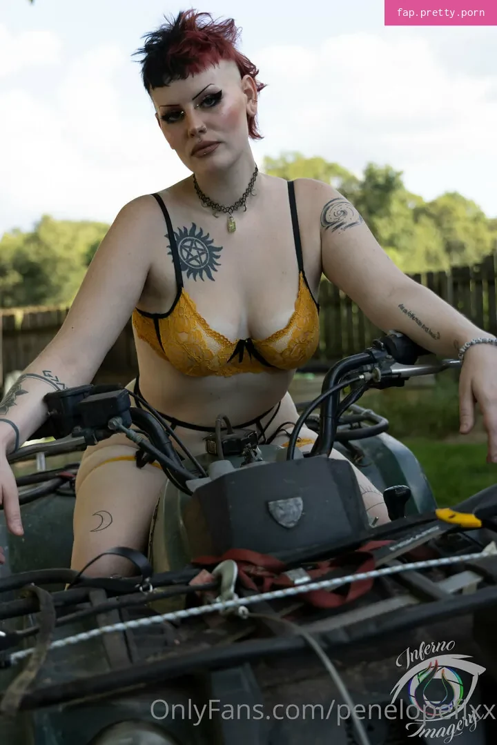 penelopefixx - Photo #59