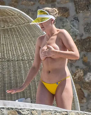 Perrie Edwards