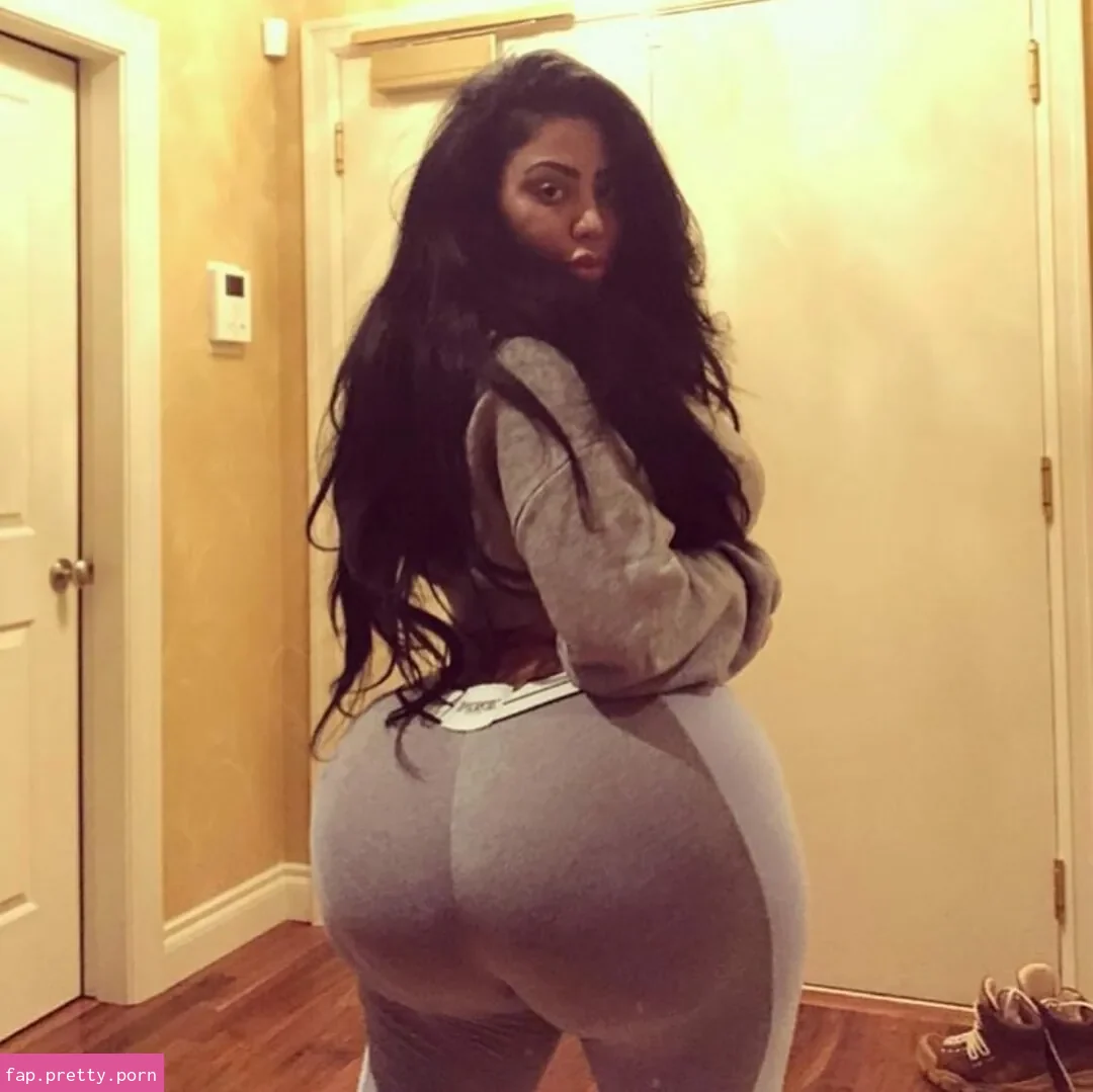 persiaanbaddie1 - Photo #30