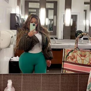 persiaanbaddie1