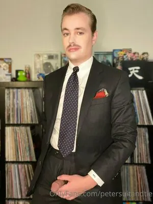 petersuitandtie