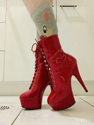 petiteivy