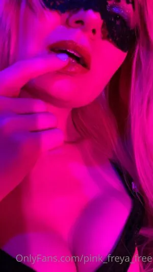 pink_freya_free