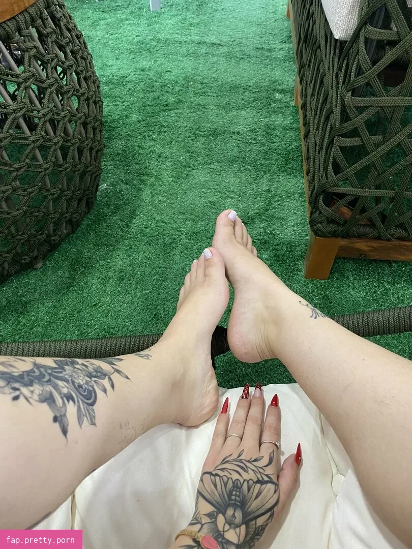 Prii_feet - Photo #18