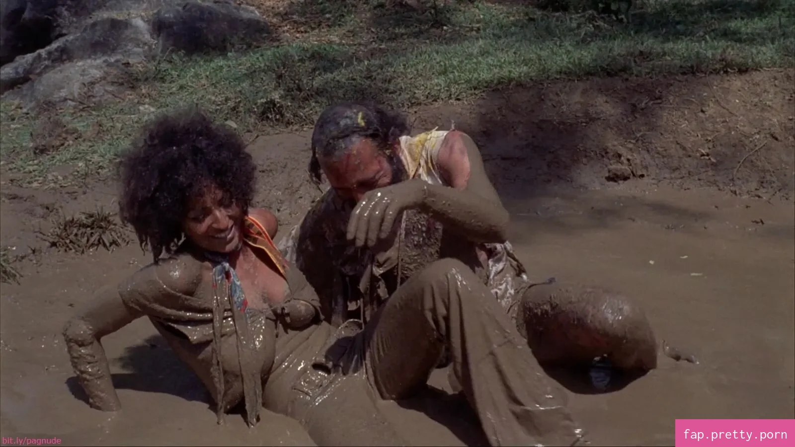 Pam Grier - Photo #27