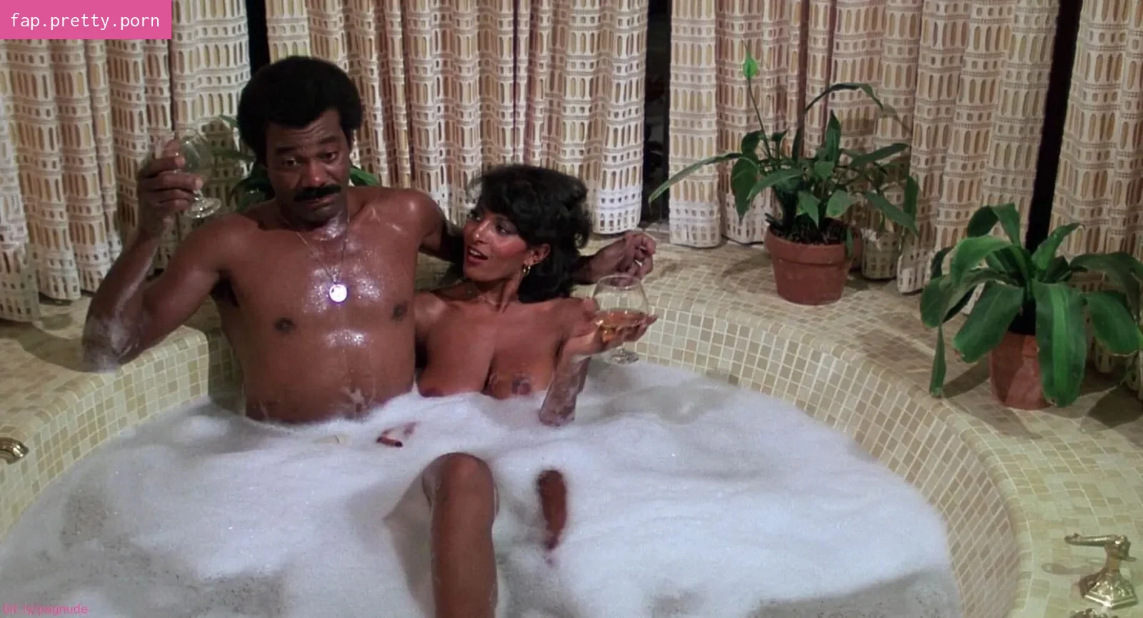 Pam Grier - Photo #07