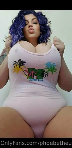 phoebetheunistudent