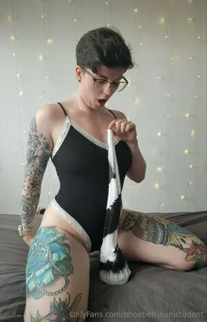 phoebetheunistudent