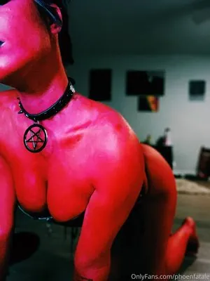 Phoenfatale