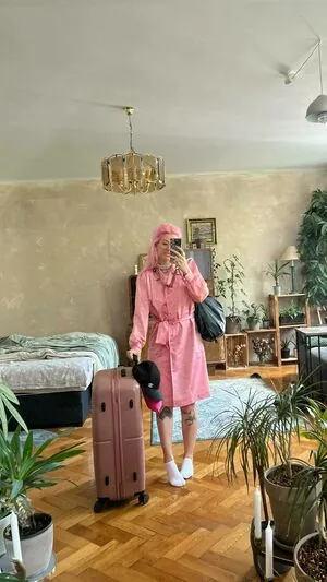 pinkarosalina