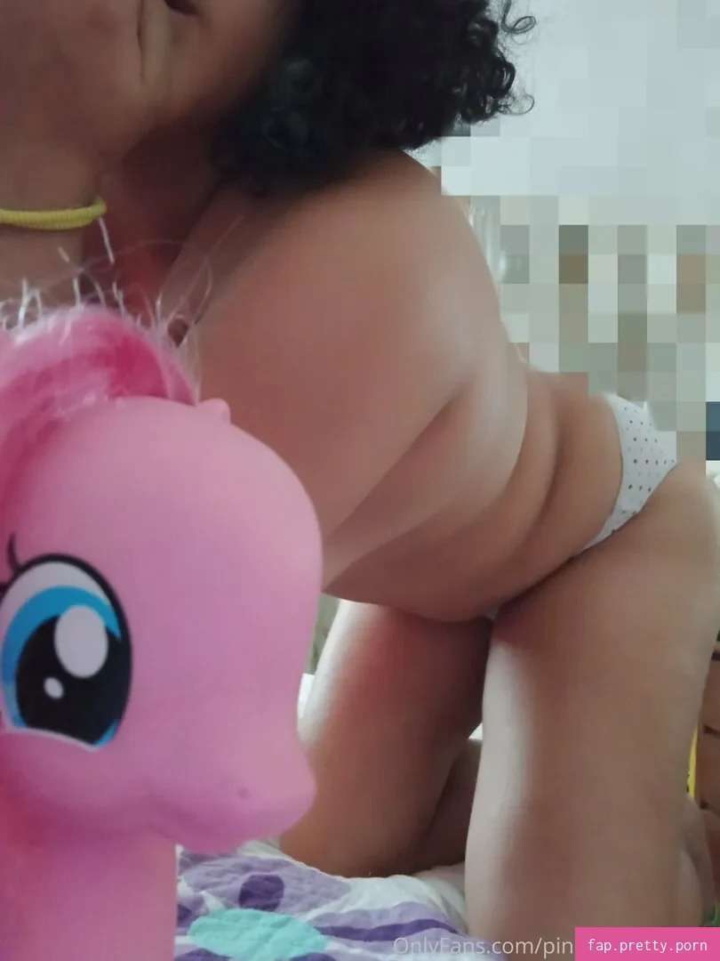 pinkiepiemid - Photo #03