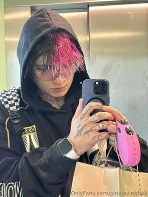pinklovingboy content