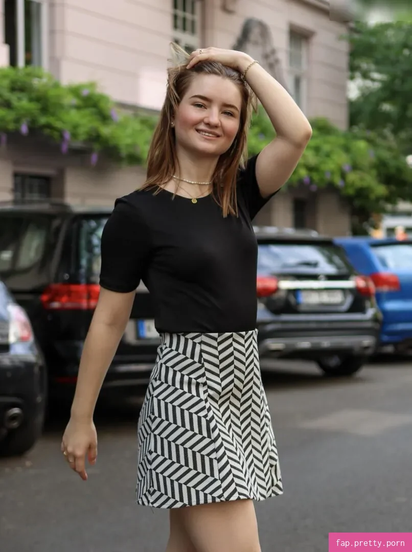 Pia Janina Tofall - Photo #24