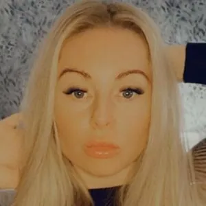 poppy-jones