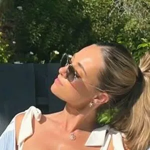 Paizley Laura Bishop | paizleylaura