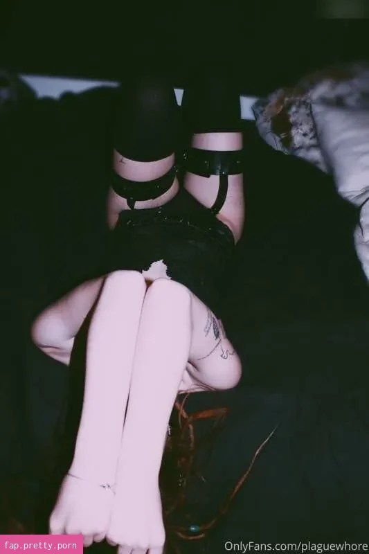 Plaguewhore - Photo #61