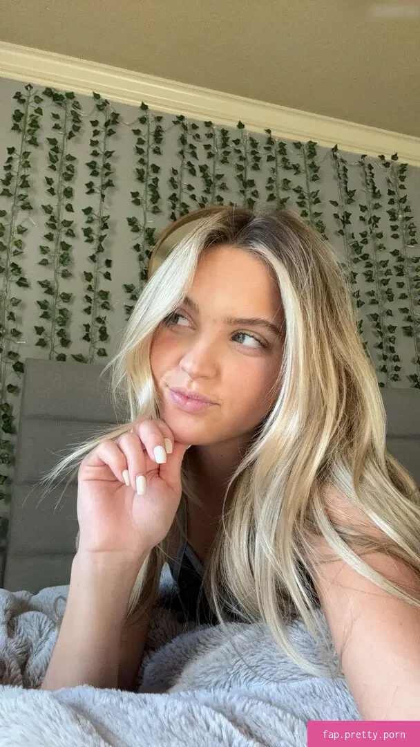 Paige Mackenzie - Photo #69