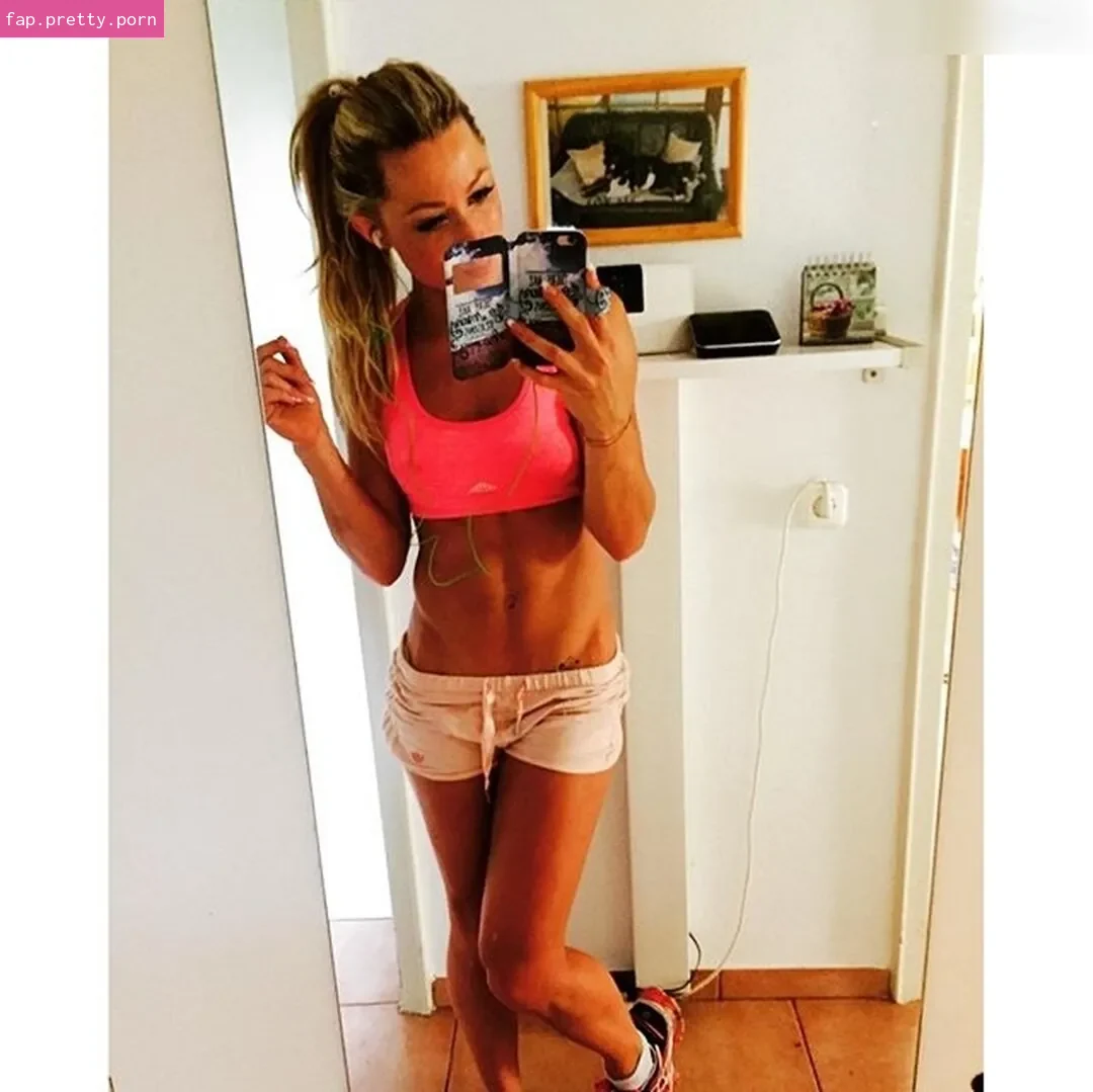 Pia Niedermeier - Photo #33