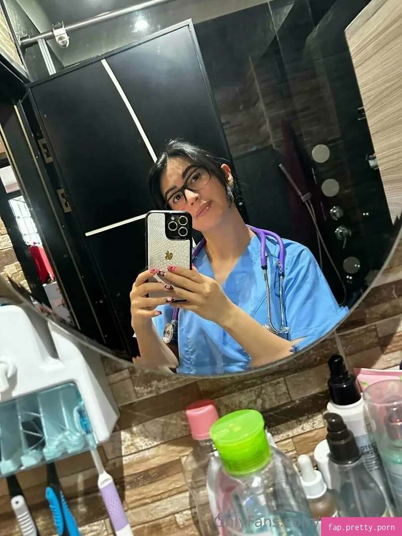 pilar.nurse - Photo #32