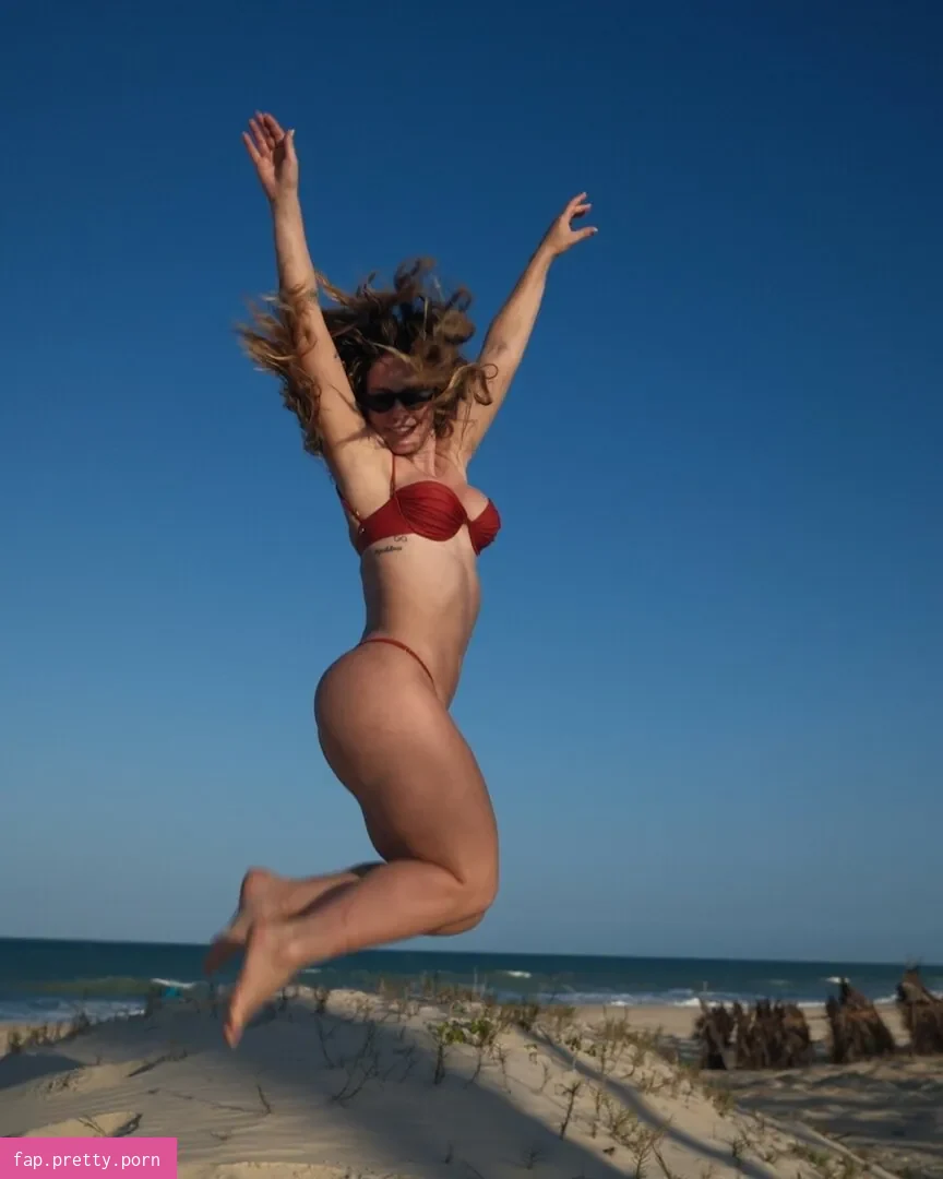 Paolla Oliveira - Photo #08