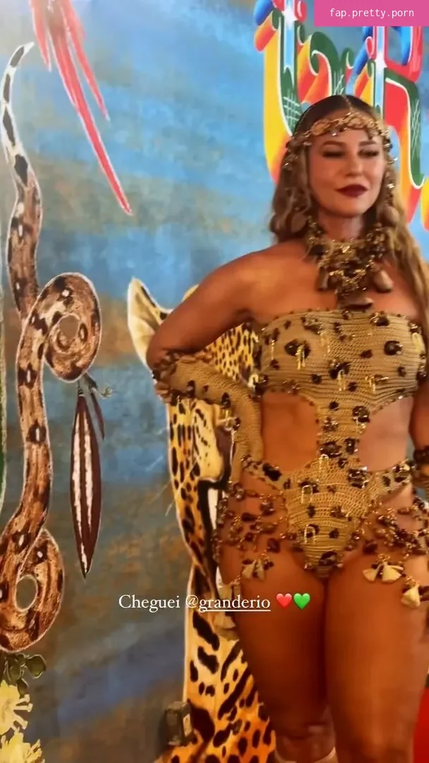 Paolla Oliveira - Photo #14