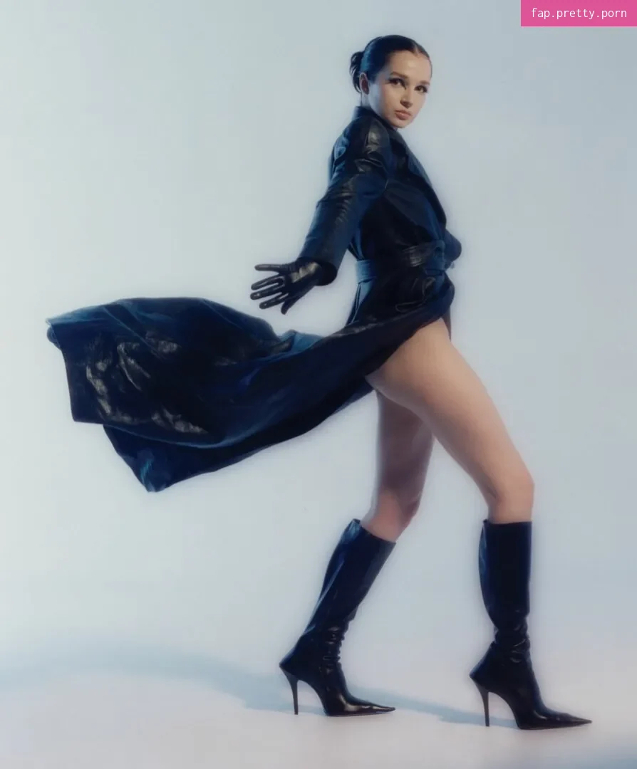 Poppy - Photo #78