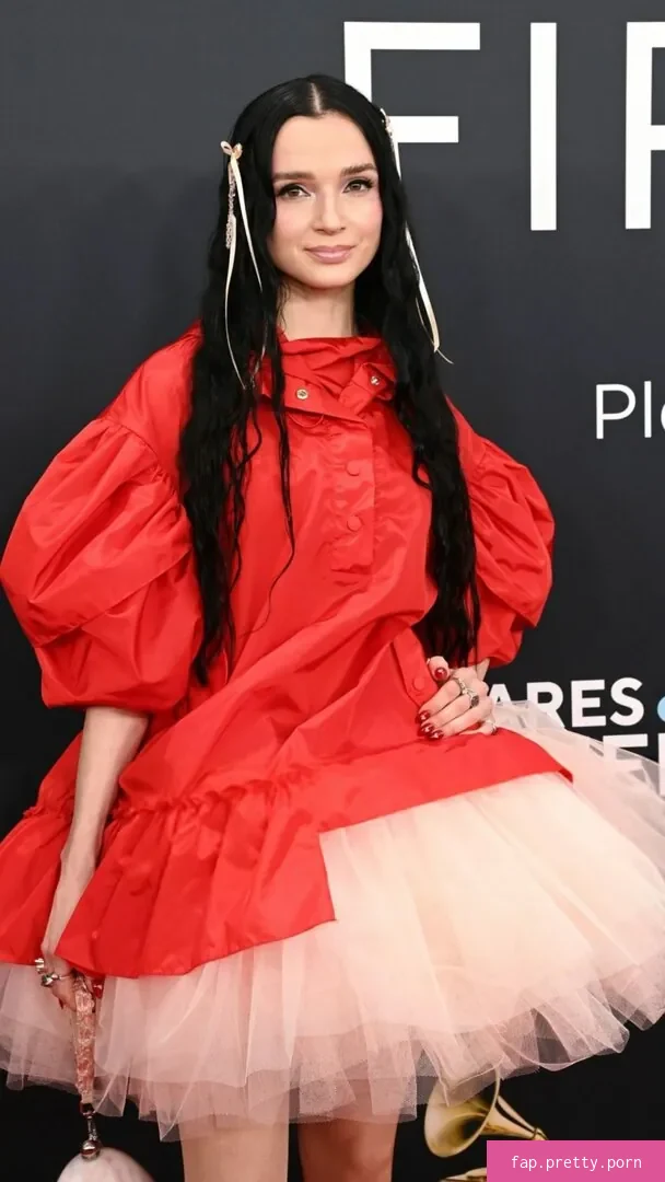 Poppy - Photo #54