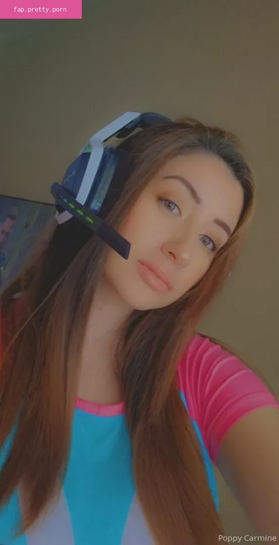 poppycarminexxx - Photo #29