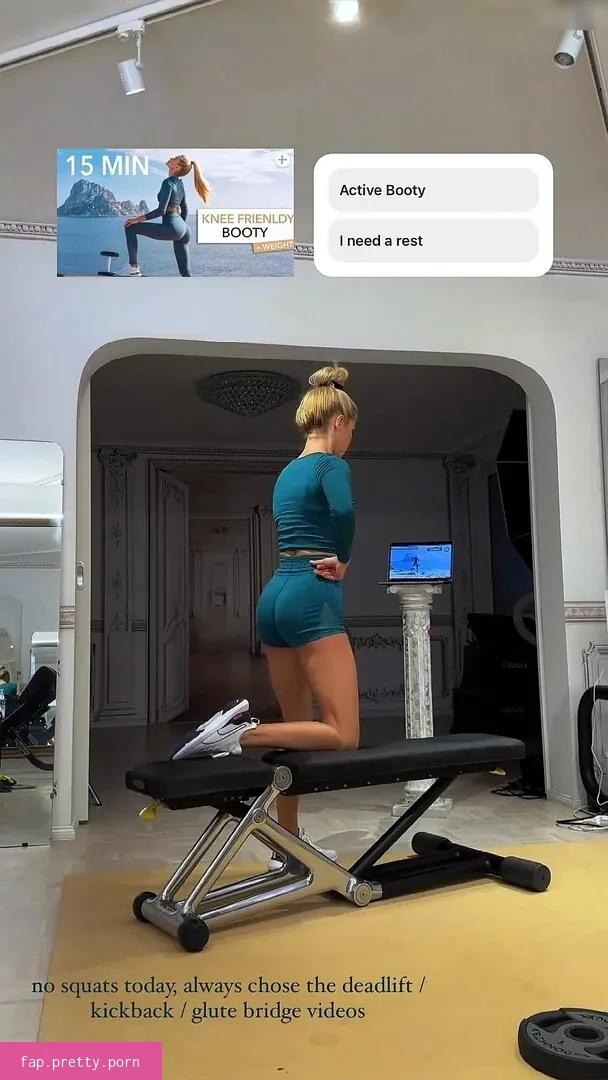 Pamela Reif - Photo #56