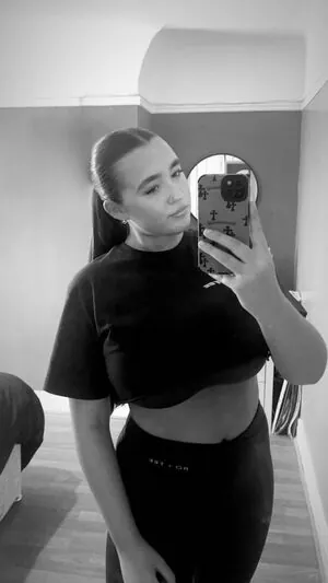 Poppy R