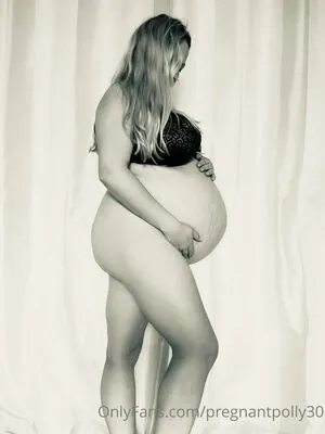 pregnantpolly30