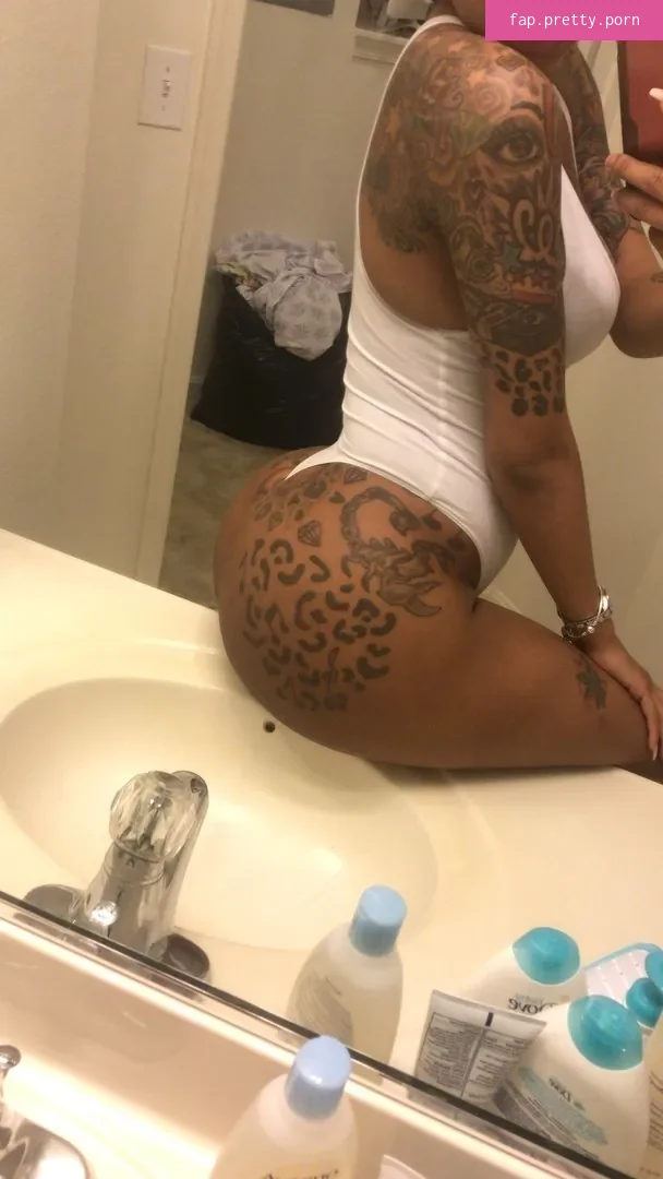 PrettyRedz - Photo #31