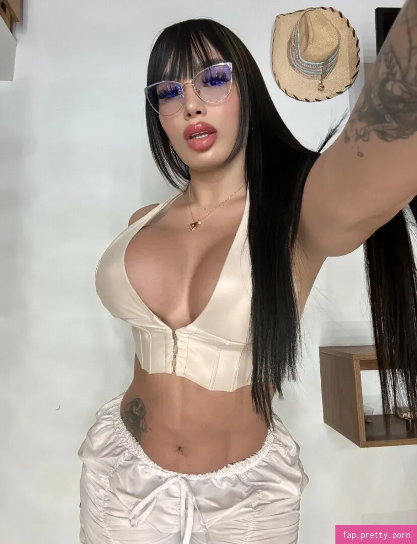 Priincessbella3 - Photo #01