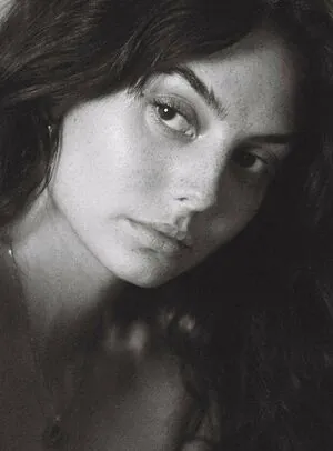 Pardis Saremi