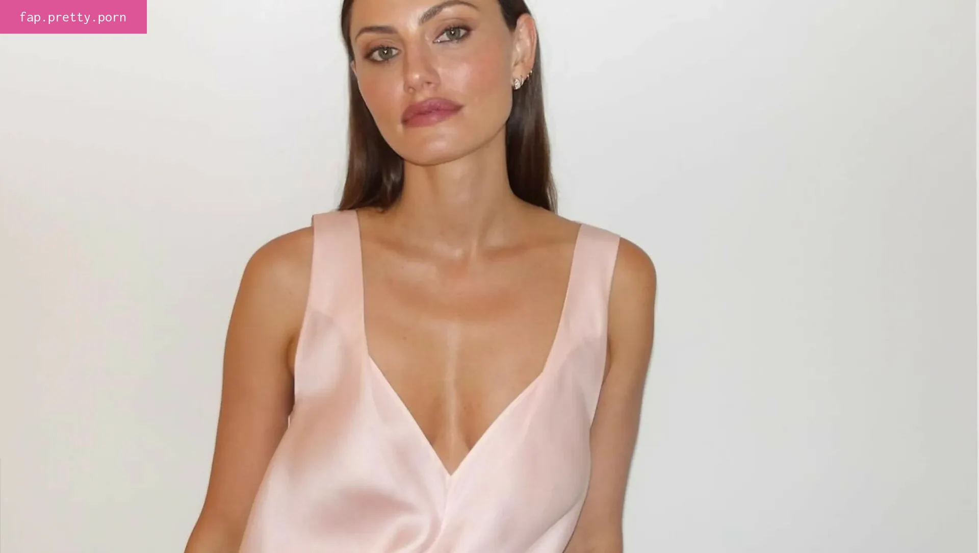 Phoebe Tonkin - Photo #64