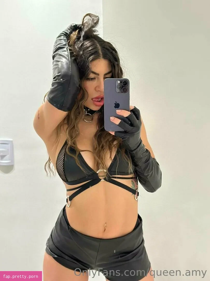 queen.amy - Photo #29