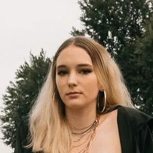 Queen_etimy