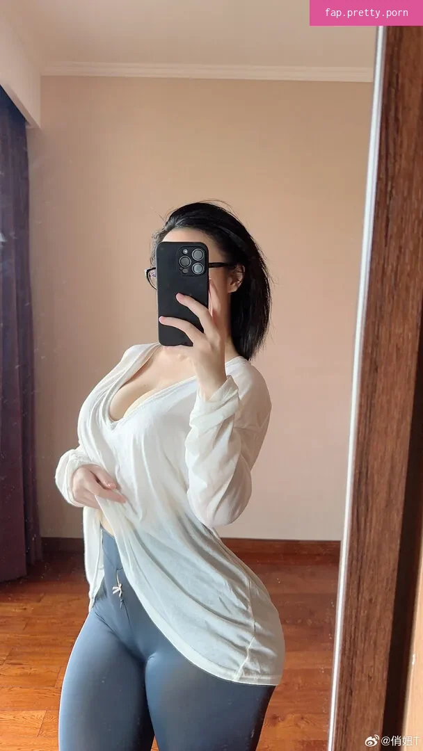 QiaoniuTT - Photo #08