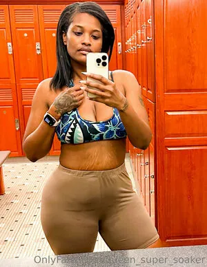 queen_super_soaker